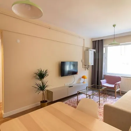 Apartament Cosmopolitan & Stylish 1br Apartment/central Sisli